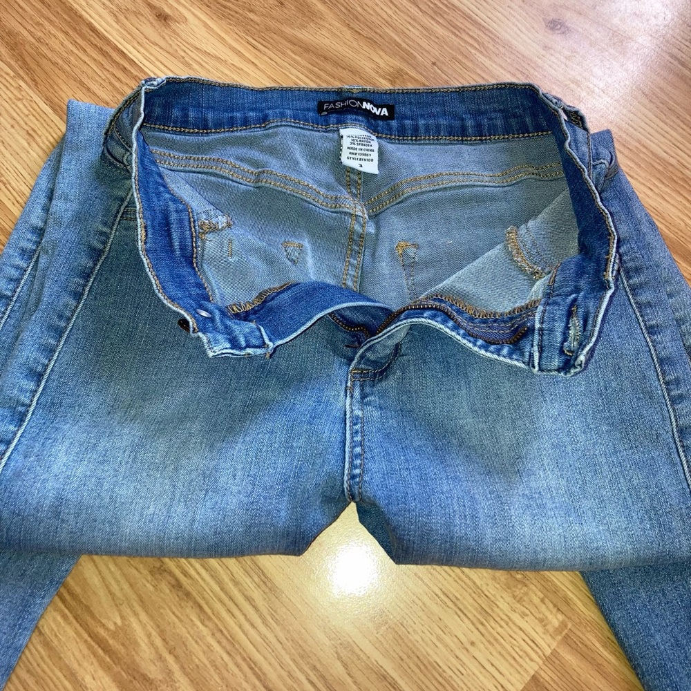 Fashion Nova Denim Skinny Blue Jeans sz 3 - Picture 8 of 10